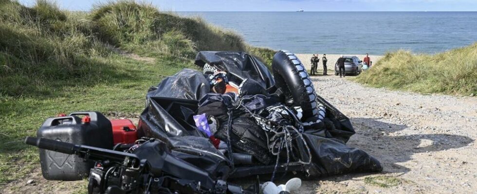 Eight migrants die in new shipwreck in the English Channel