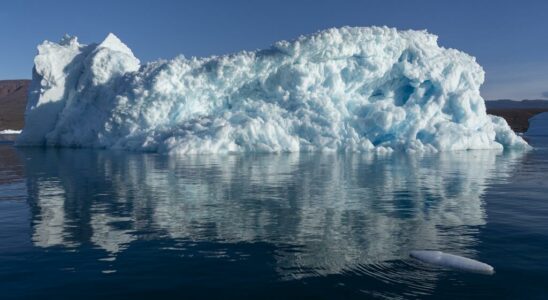 Iceberg collapse triggers mega earthquake that shook Earth for nine days