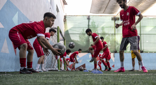 In Afghanistan futsal to be happy and motivated