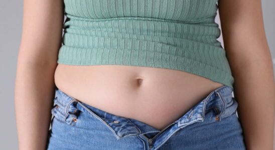 It flattens the stomach An image consultant reveals the trick