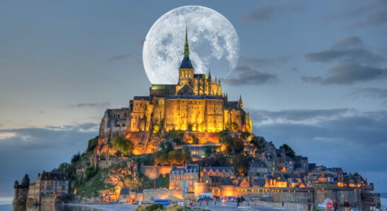 It has fascinated since the dawn of time Mont Saint Michel hides