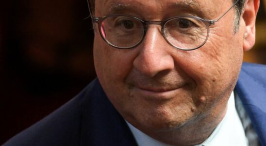 LIVE Francois Hollande will vote on the motion of censure