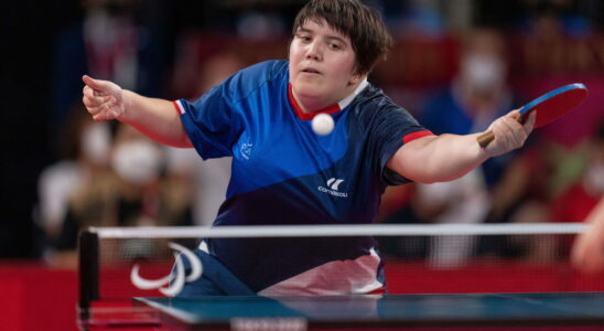 Lea Ferney who is the table tennis champion