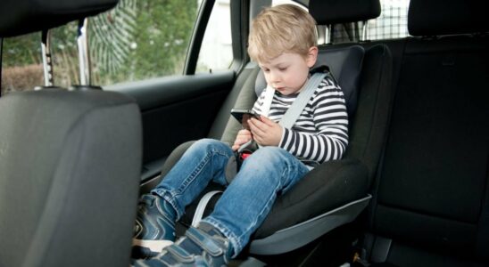 Many standard child car seats are discontinued following new