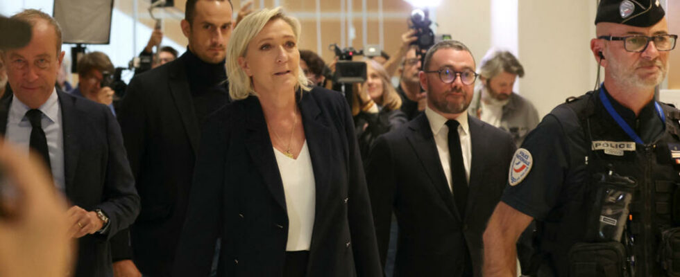 Marine Le Pen at the center of attention