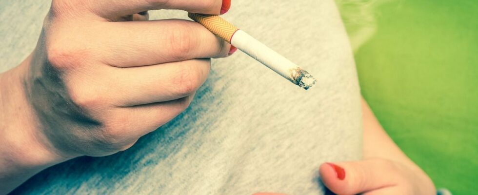 More than 10 of French women smoked throughout their pregnancy