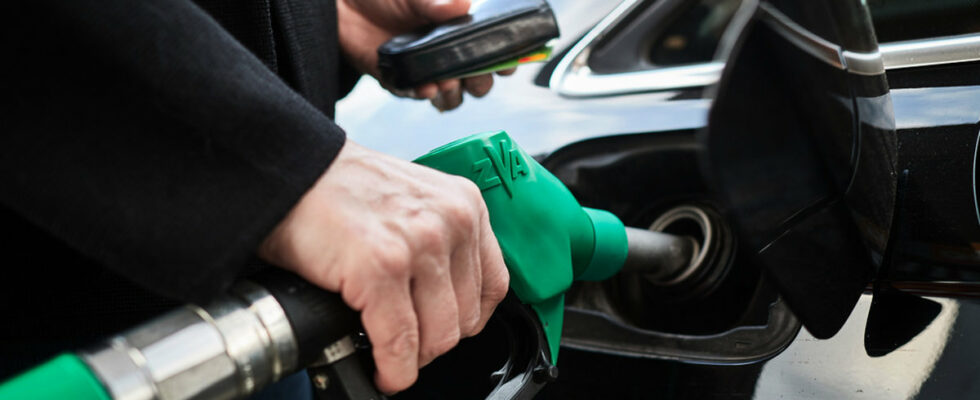 New price of petrol and diesel – lowest in three