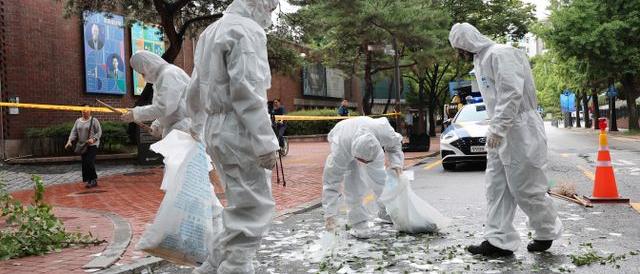 New wave of feared debris balloons over South Korea