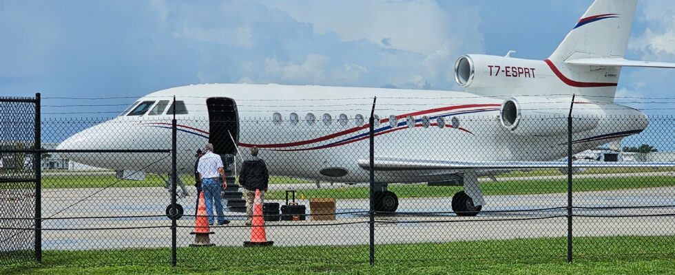 Nicolas Maduros strange plane in Washingtons sights – LExpress