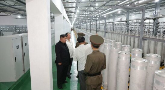 North Korea unveils enriched uranium production plant