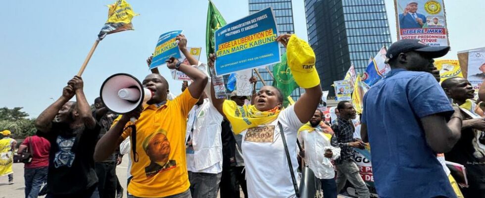 Opposition demonstrates in Kinshasa to denounce political arrests