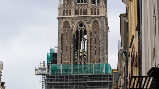 Queen Maxima attends festive delivery of Dom Tower