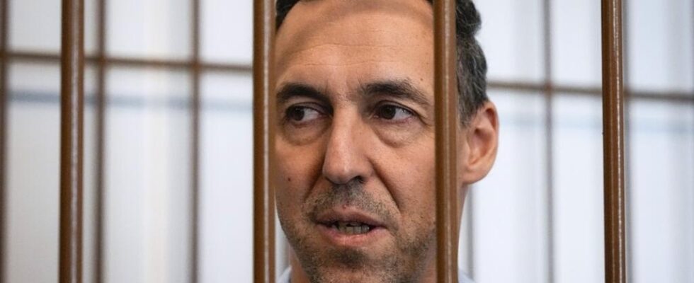 Russia Detention of Frenchman Laurent Vinatier extended by six months