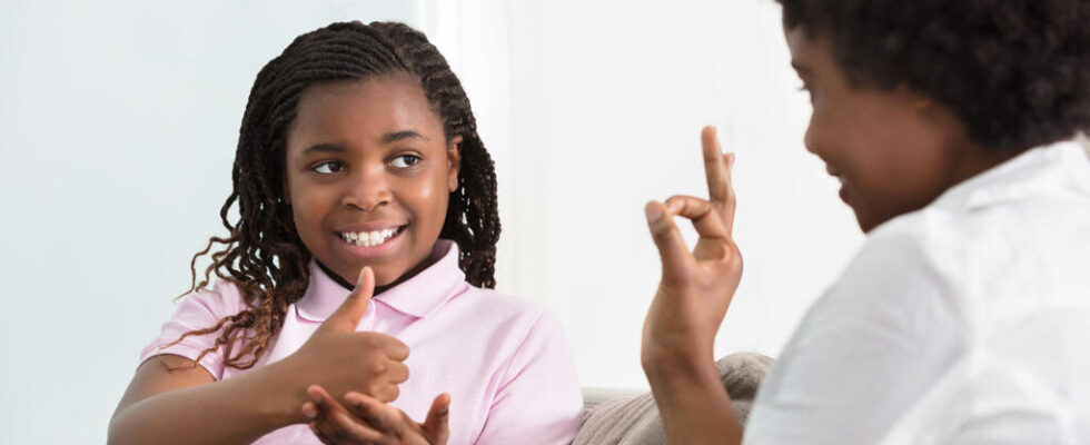 Sign language in schools 50 years of struggles and progress