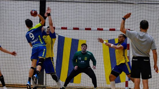 Sports Short week 37 Houten handballers win Ouaddouh helps futsal