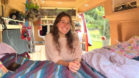 Student Elodie lives in a van I had no other