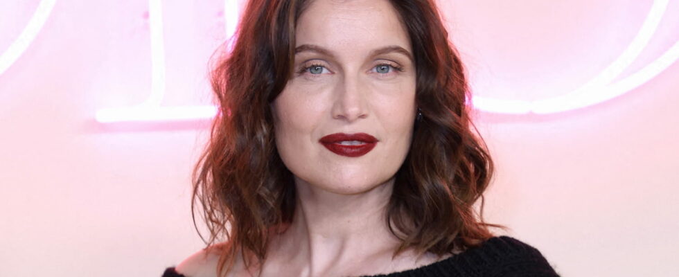 Sublime sexy iconic At the Dior show Laetitia Casta revealed