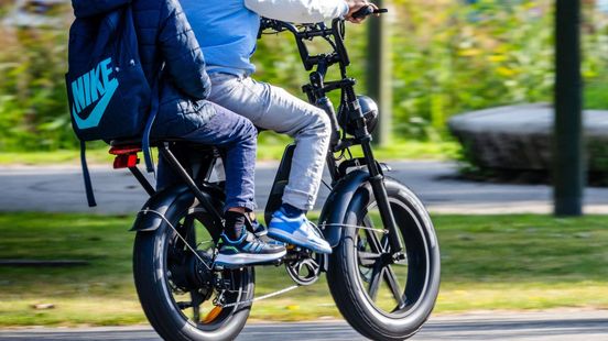 Taking a fatbike to primary school police warn parents