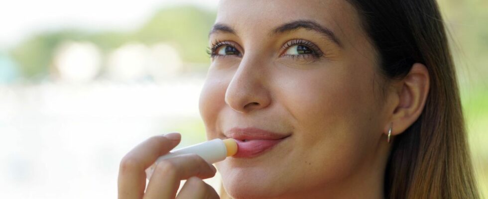 These lip balms you use still contain too many harmful