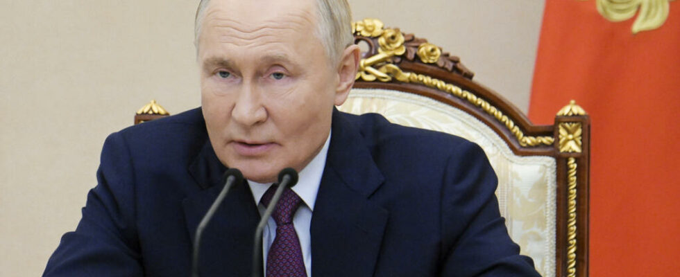 Vladimir Putin announces revision of nuclear doctrine and threatens the