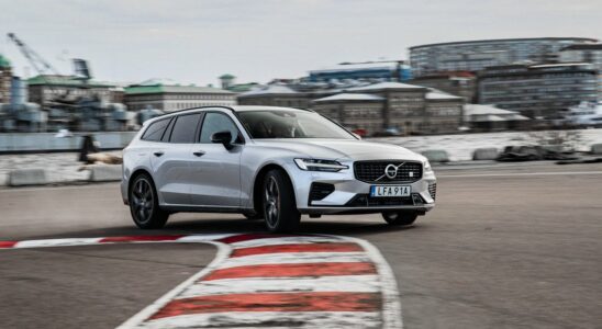 Volvo Cars breaks promise of electric cars Bets on petrol