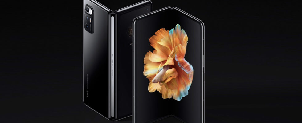 Xiaomi Tri Folding Phone Revealed