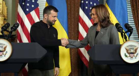 in the United States Volodymyr Zelensky receives help from Joe